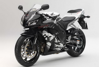Новый Honda CBR600RR 2010 года